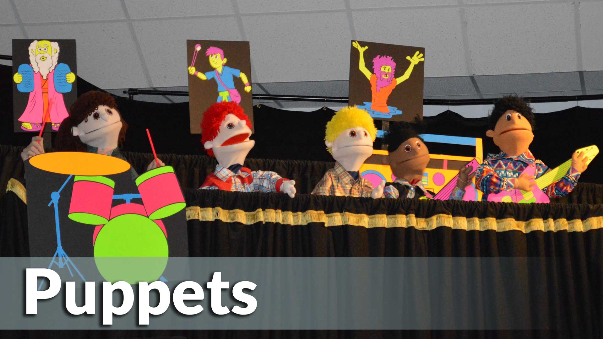 Puppet ministry performance